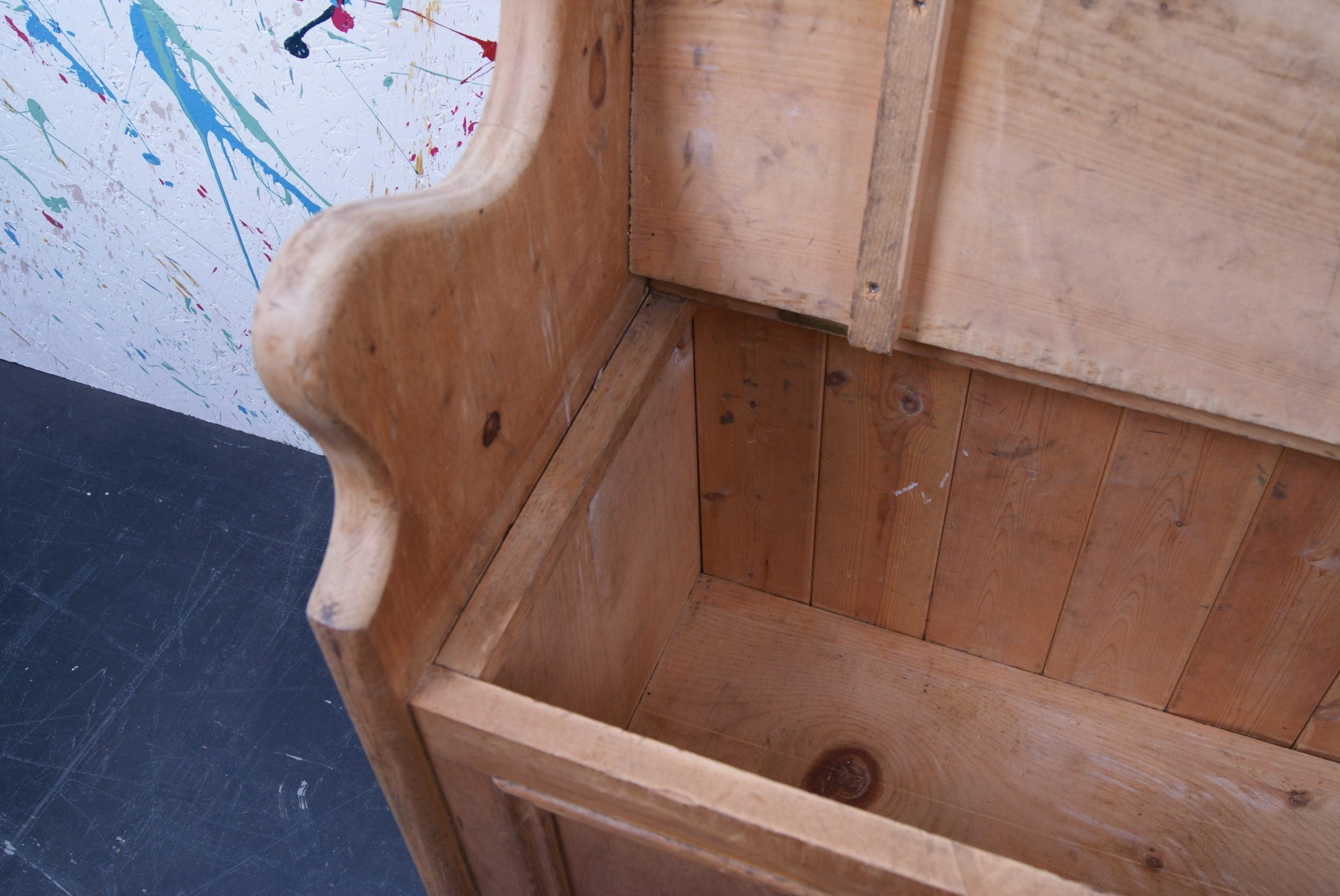 wooden-settle-4