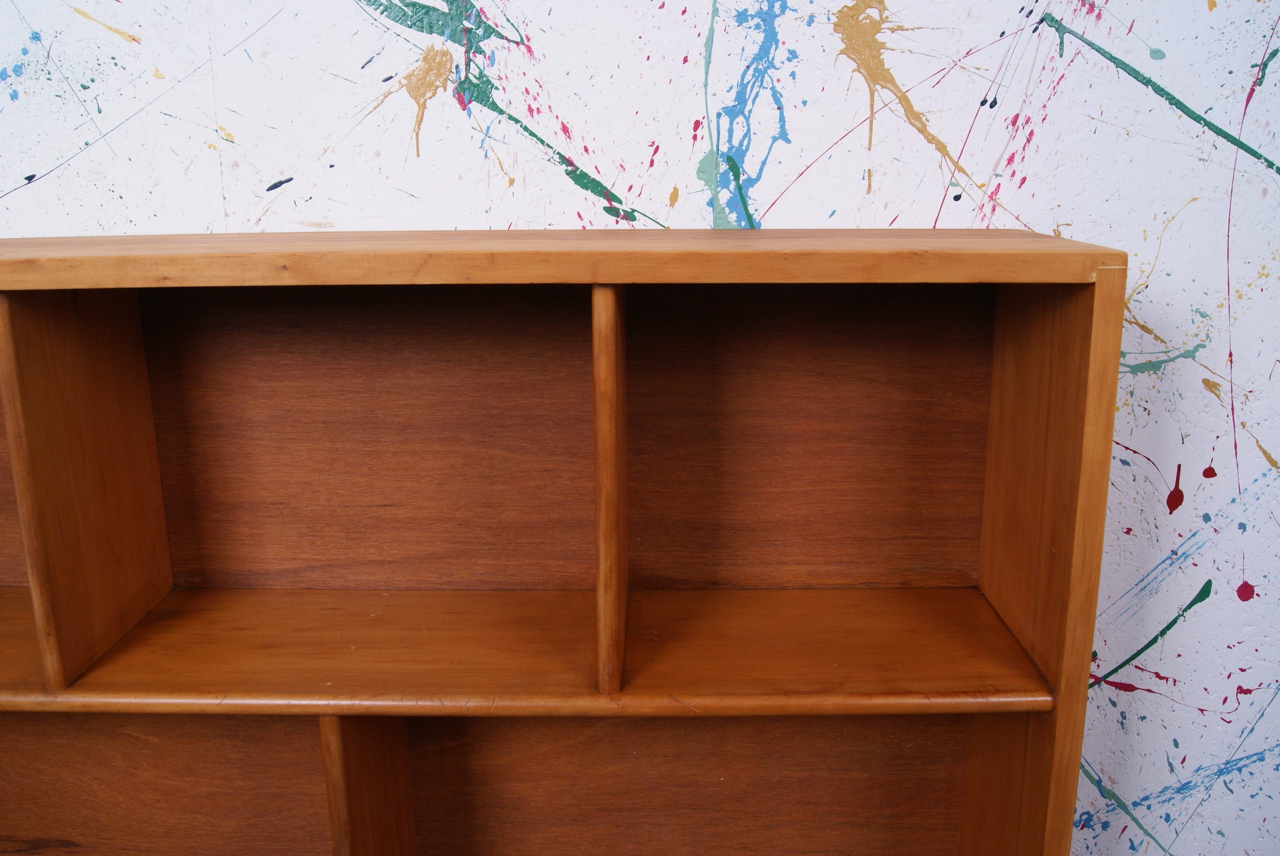 wooden-shelving-unit-3