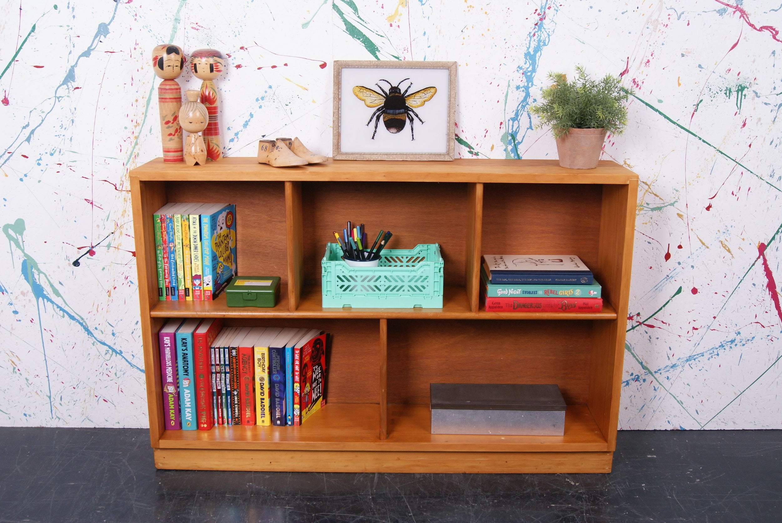 wooden-shelving-unit-5