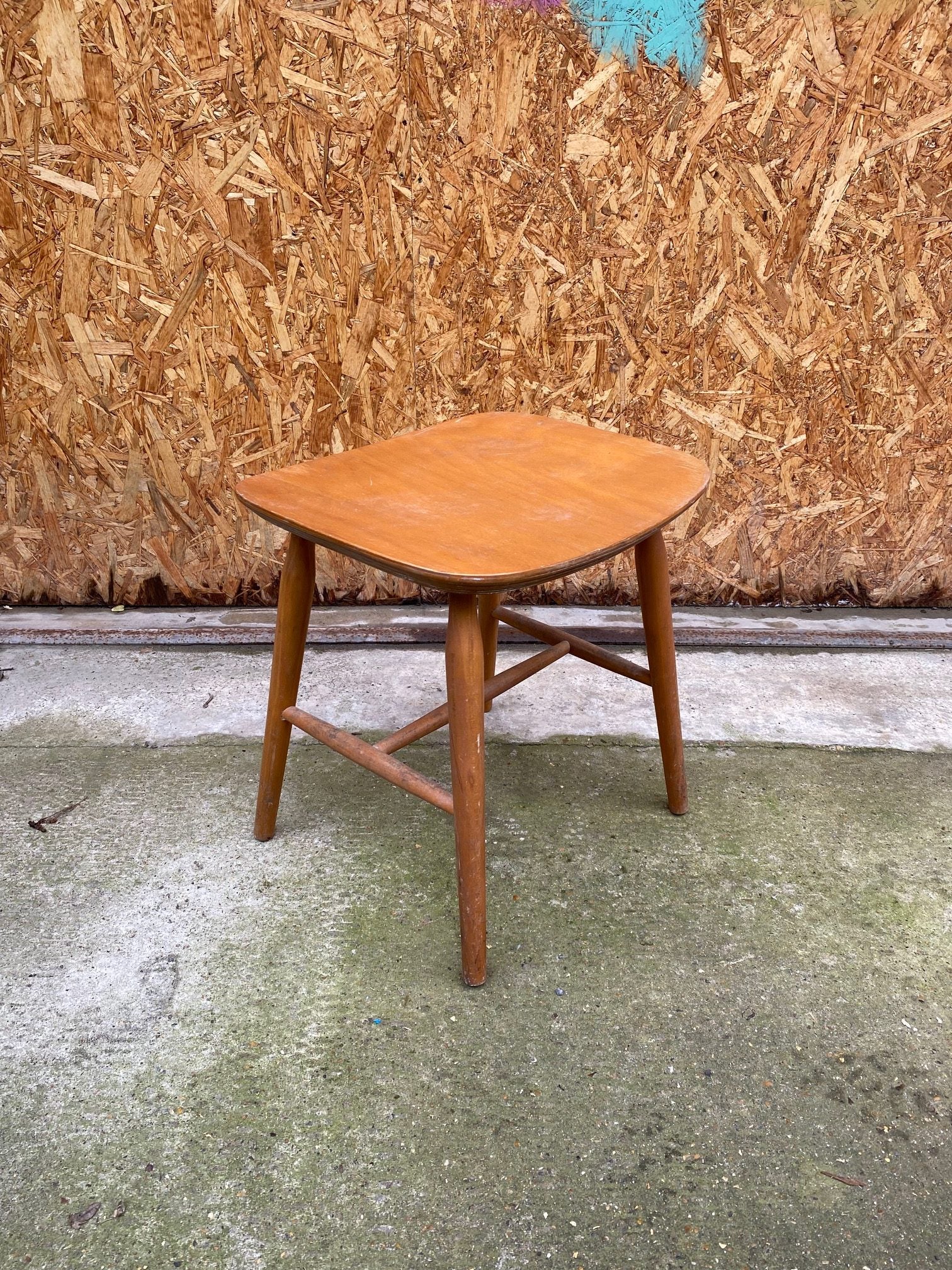 wooden-stools-13