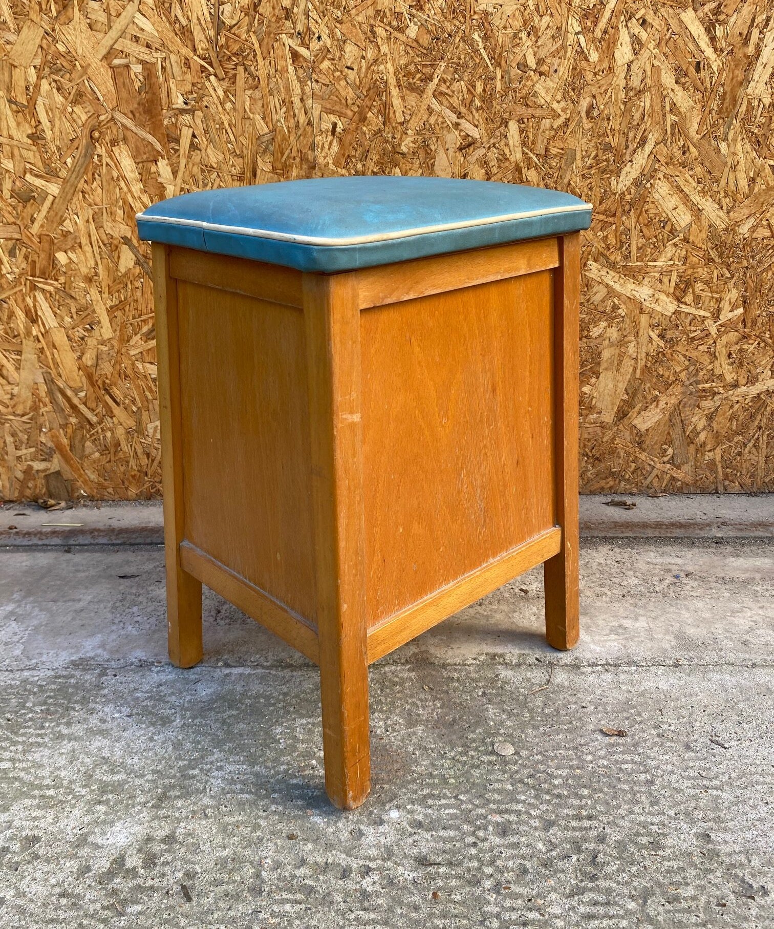 wooden-storage-stool-5