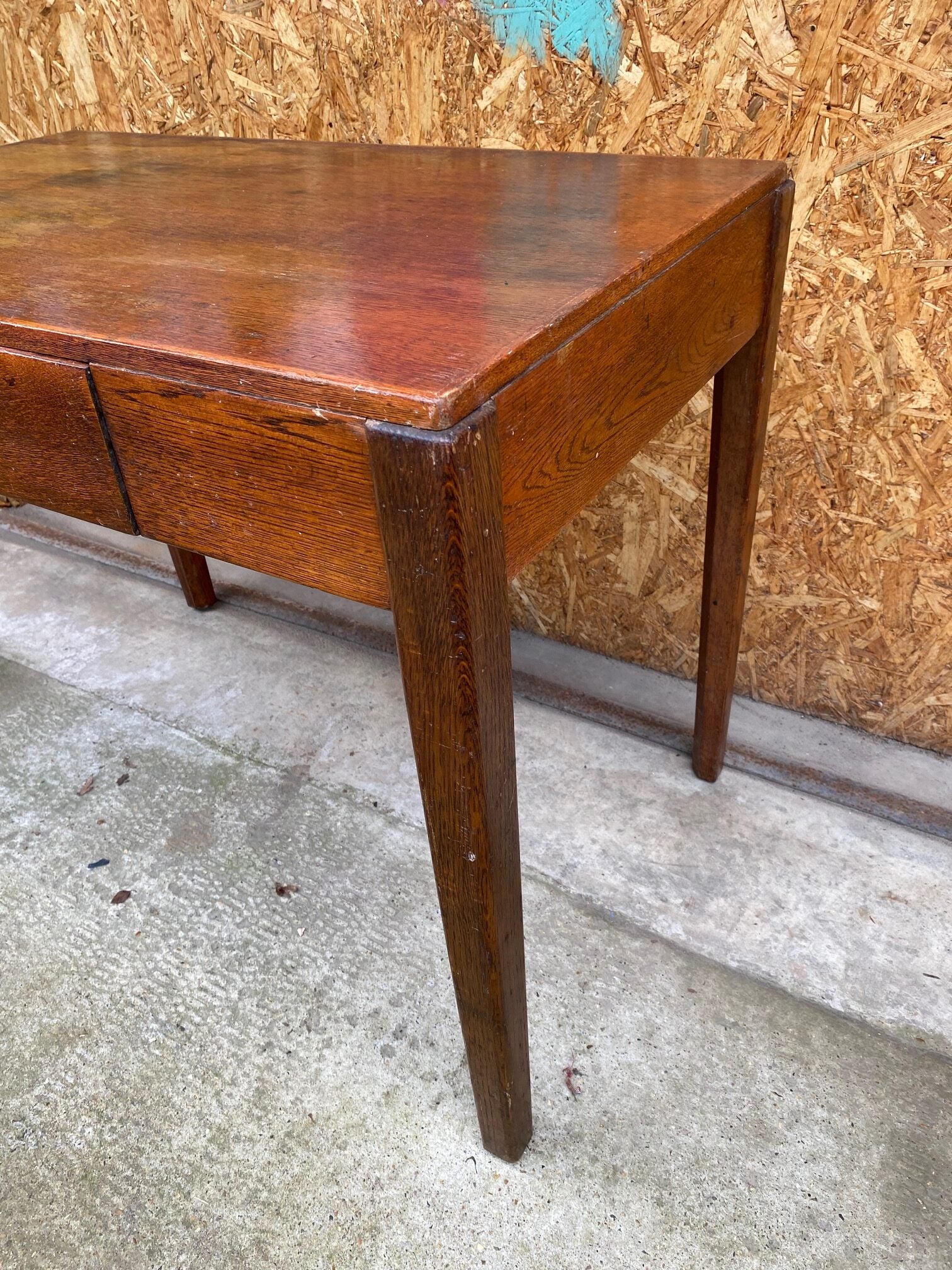 wooden-table-2
