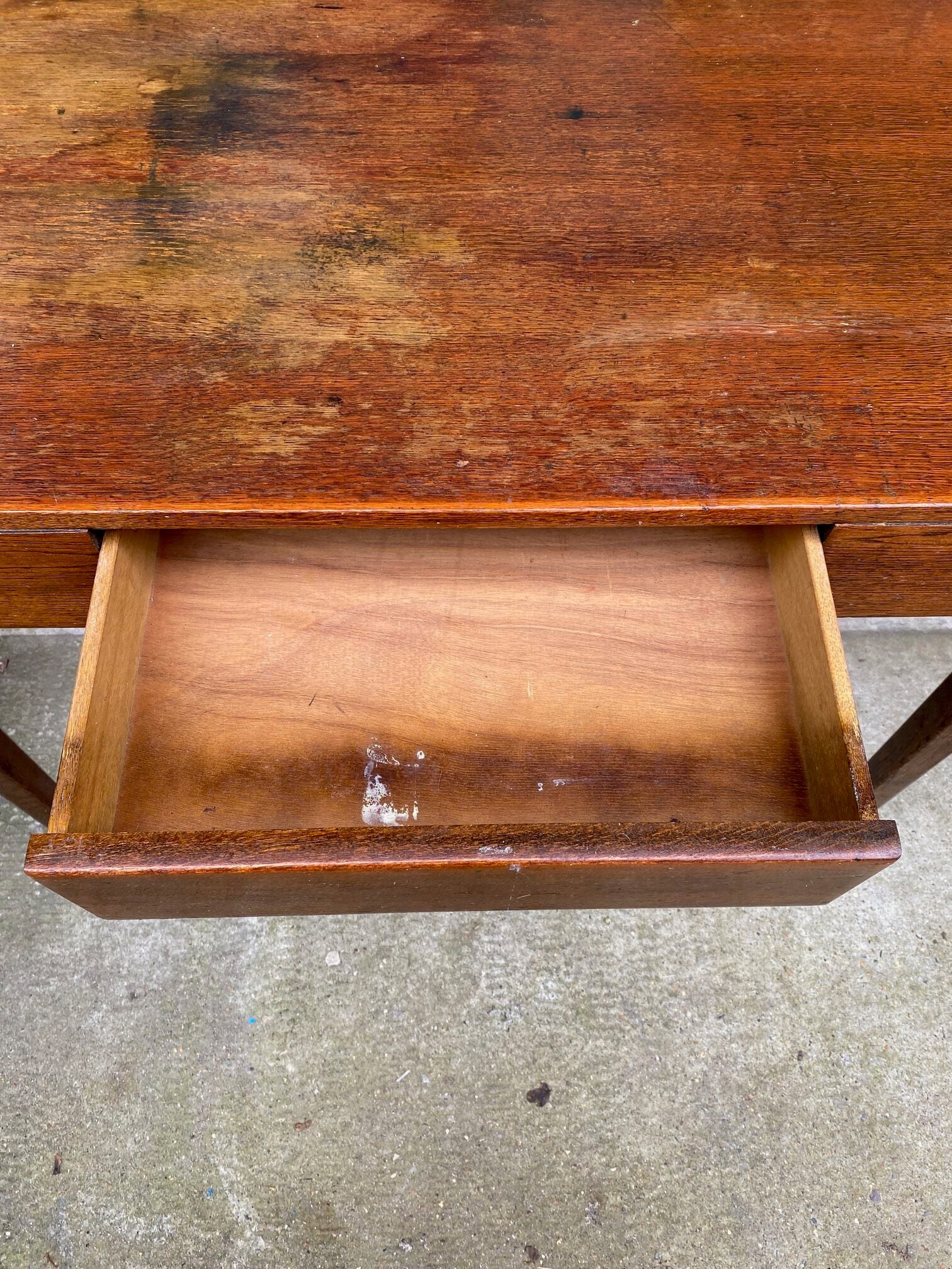 wooden-table-3