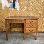 wooden-teachers-desk-1