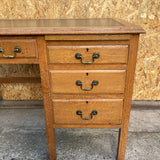 wooden-teachers-desk-2
