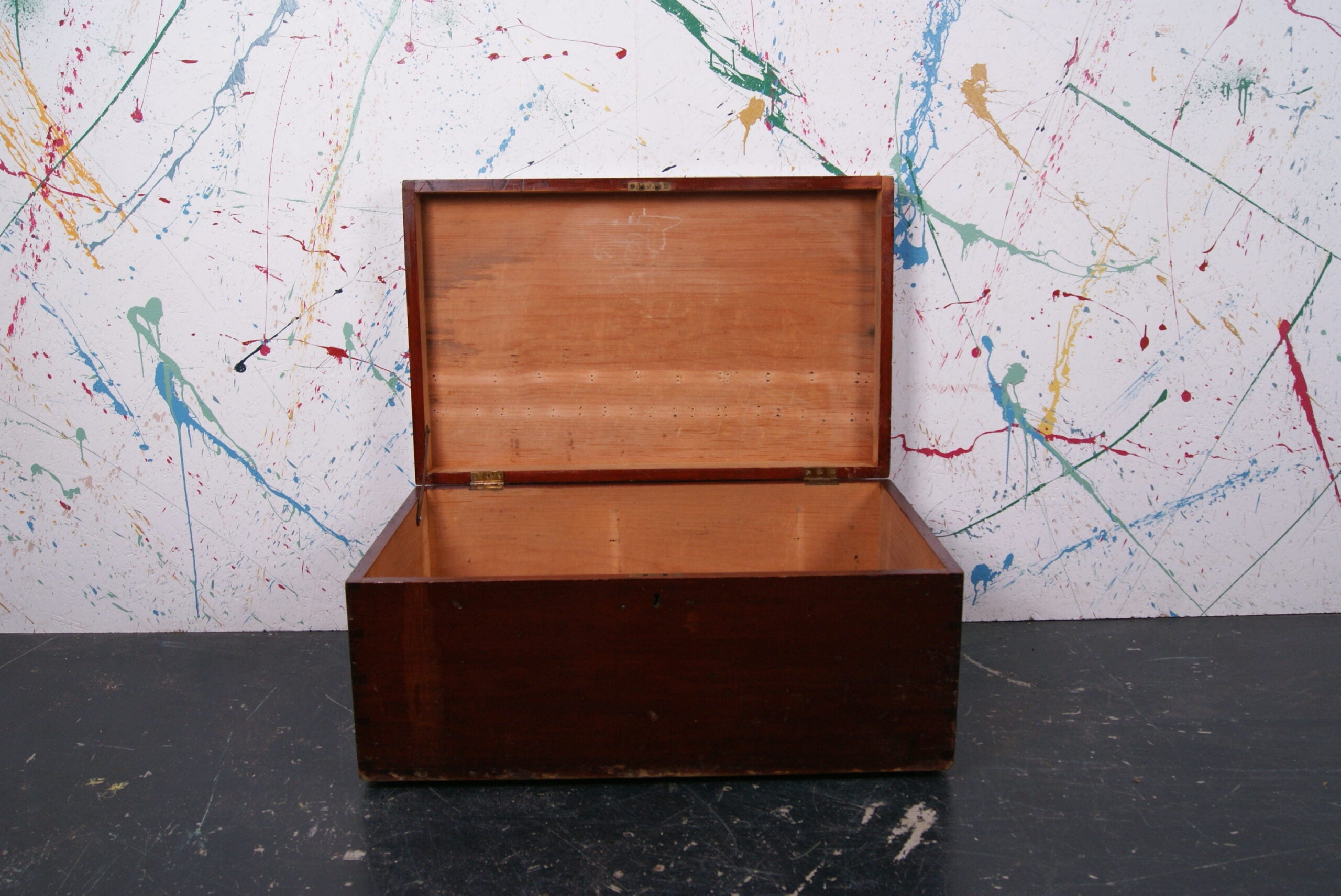 wooden-trunk-20