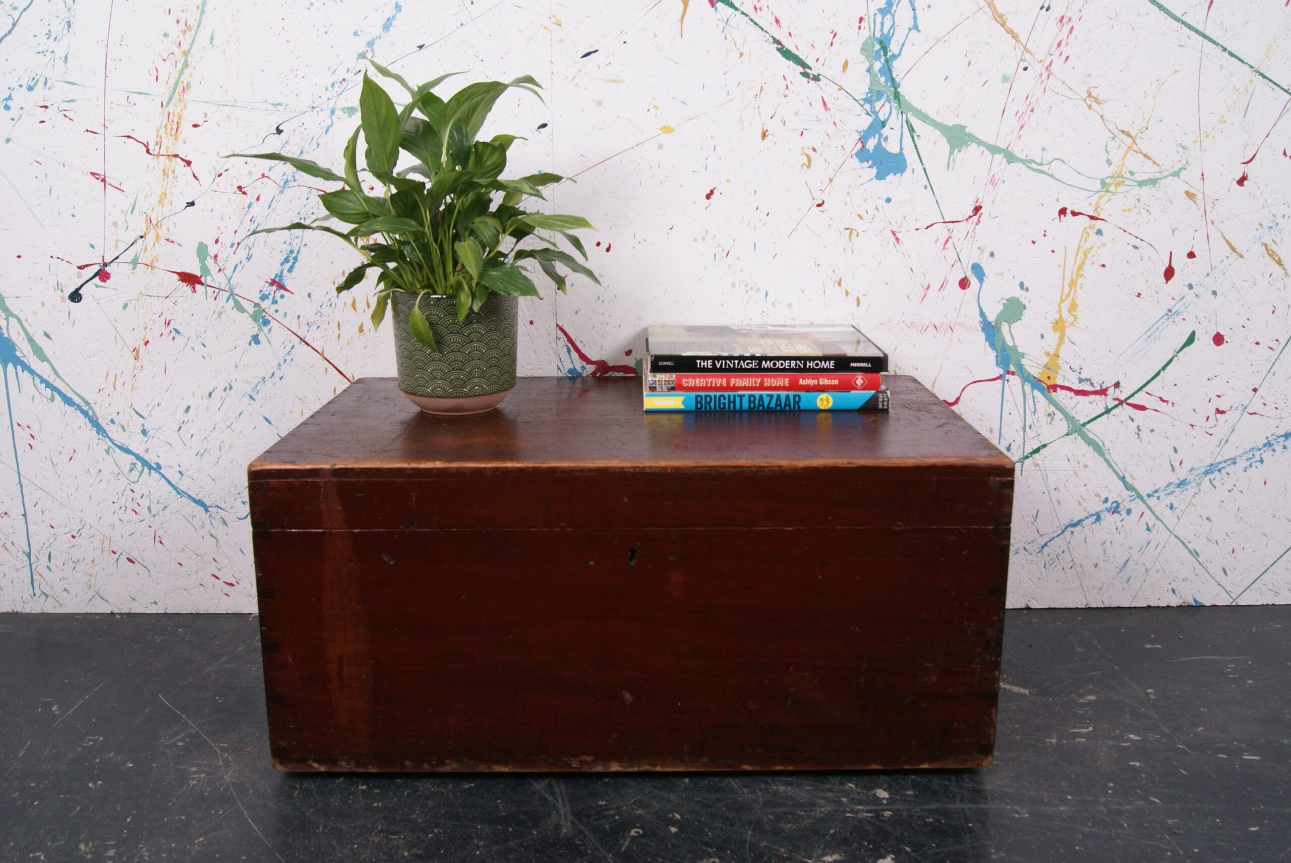 wooden-trunk-24