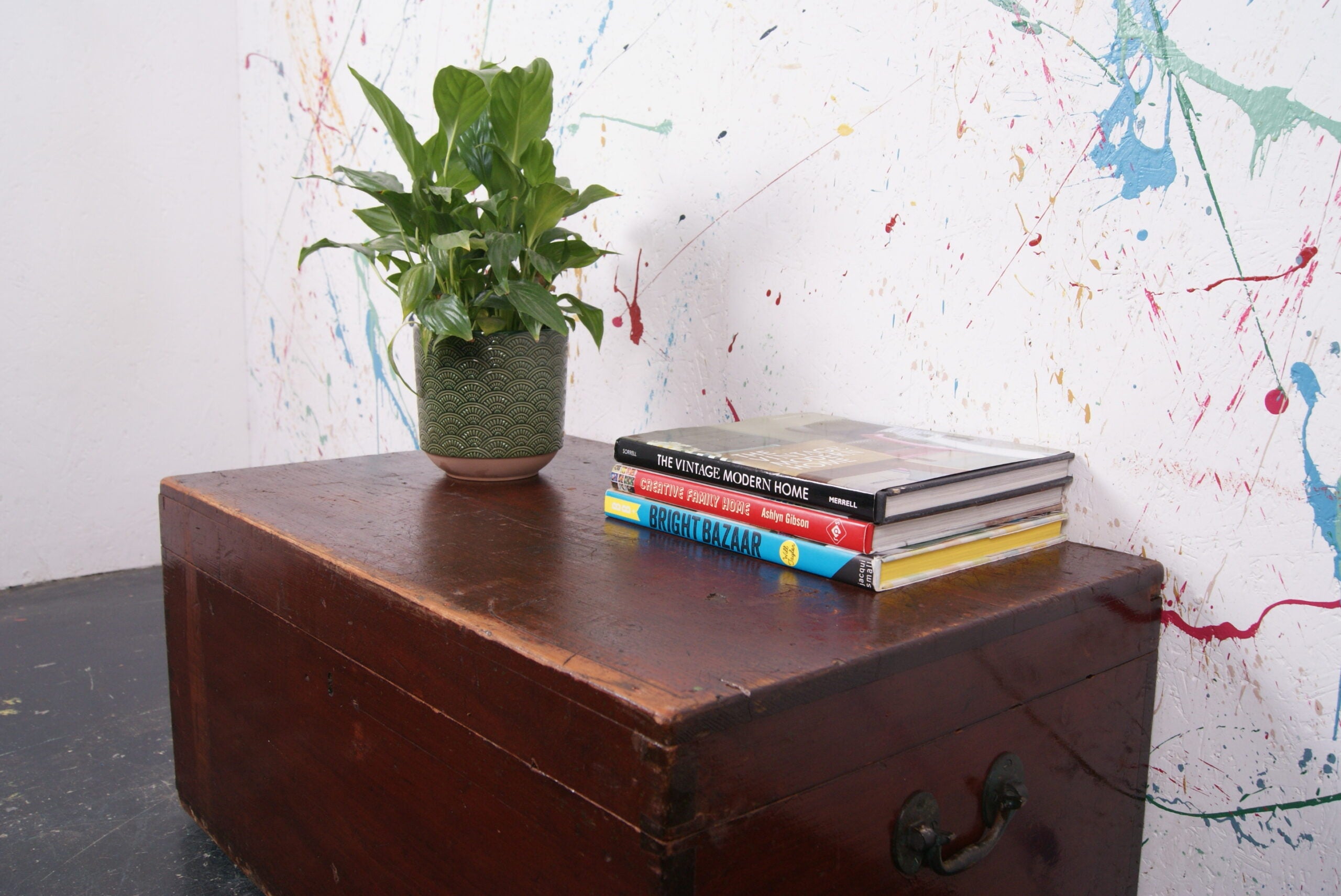 wooden-trunk-25