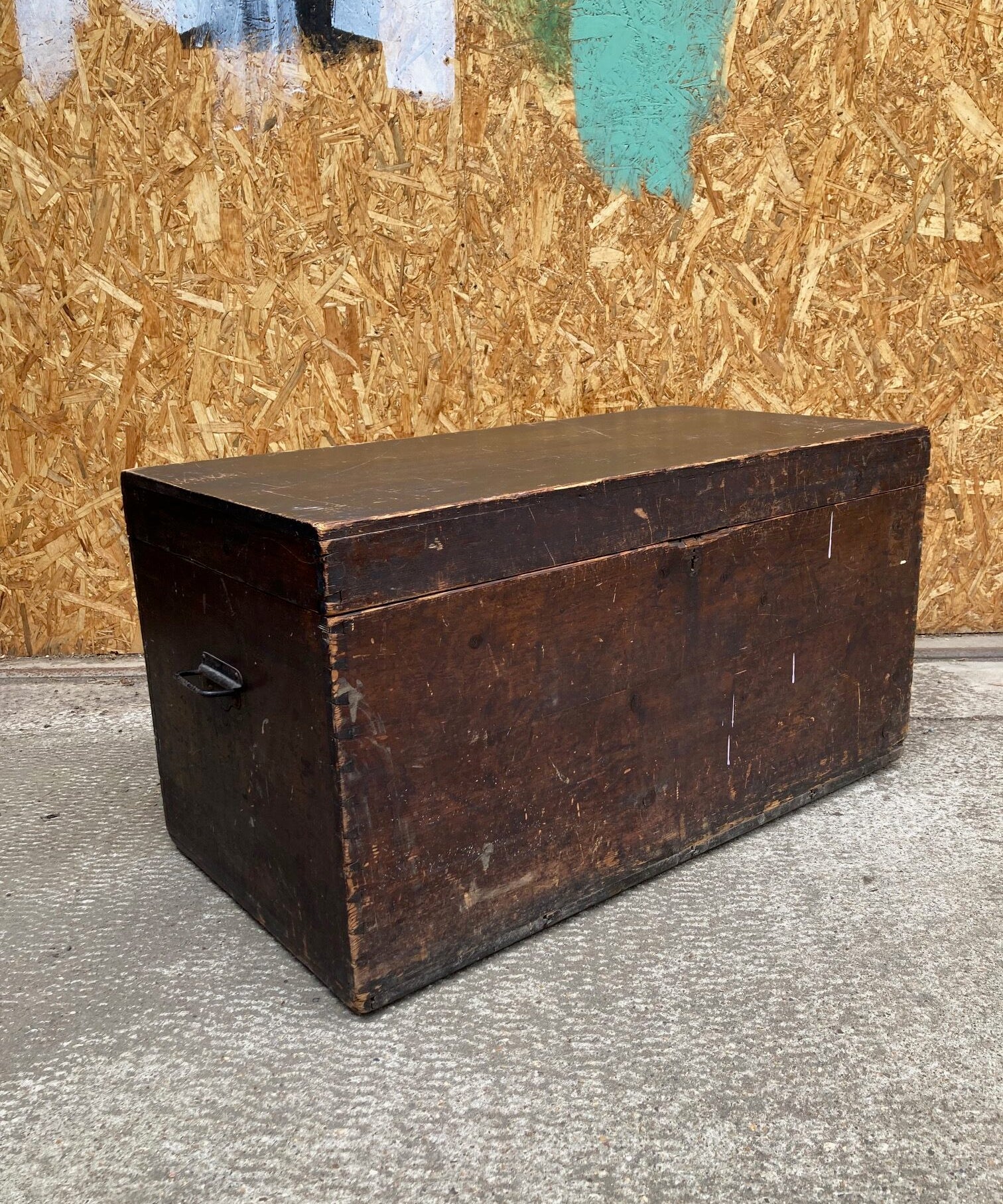 wooden-trunk-4