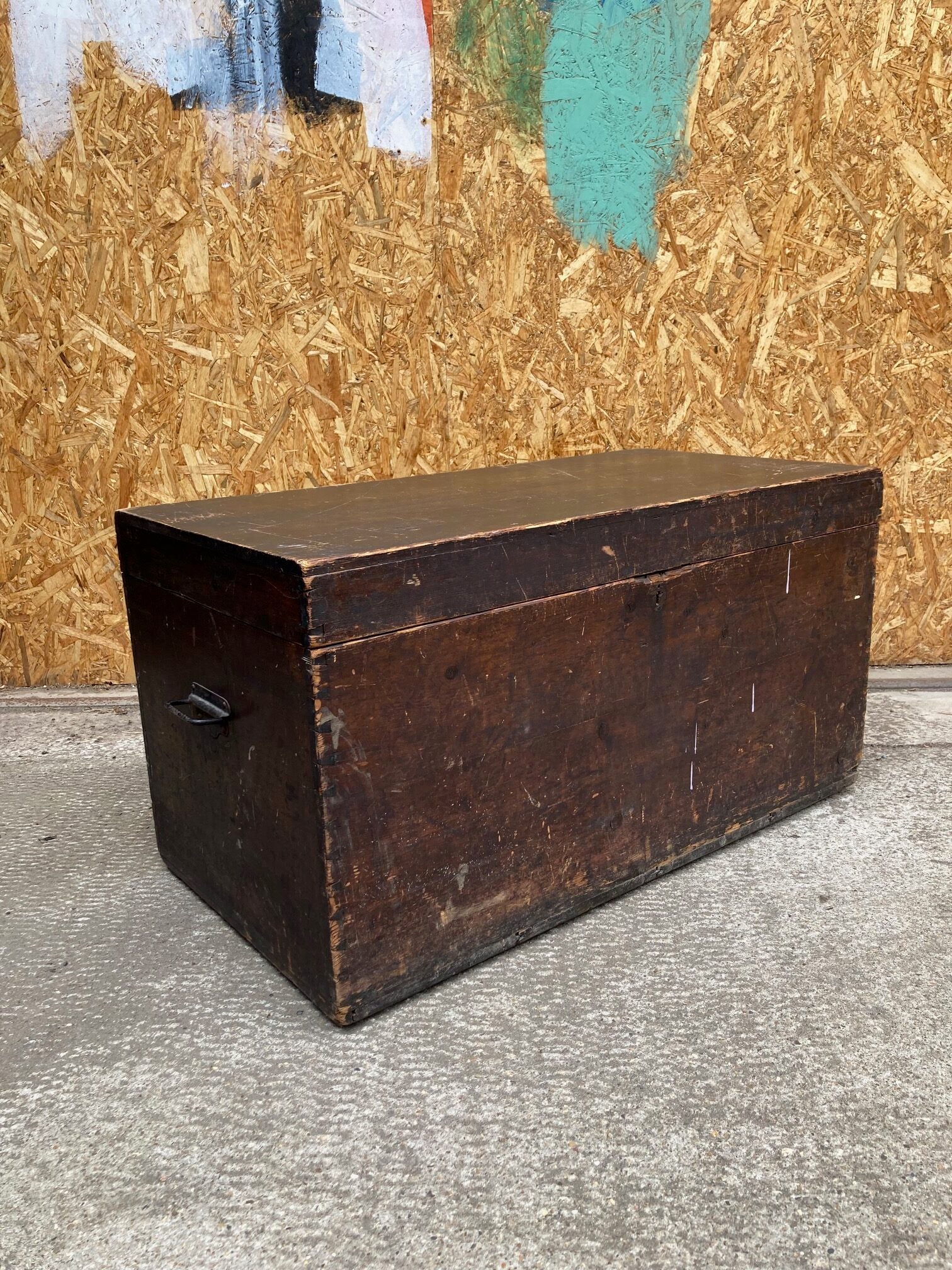 wooden-trunk-4