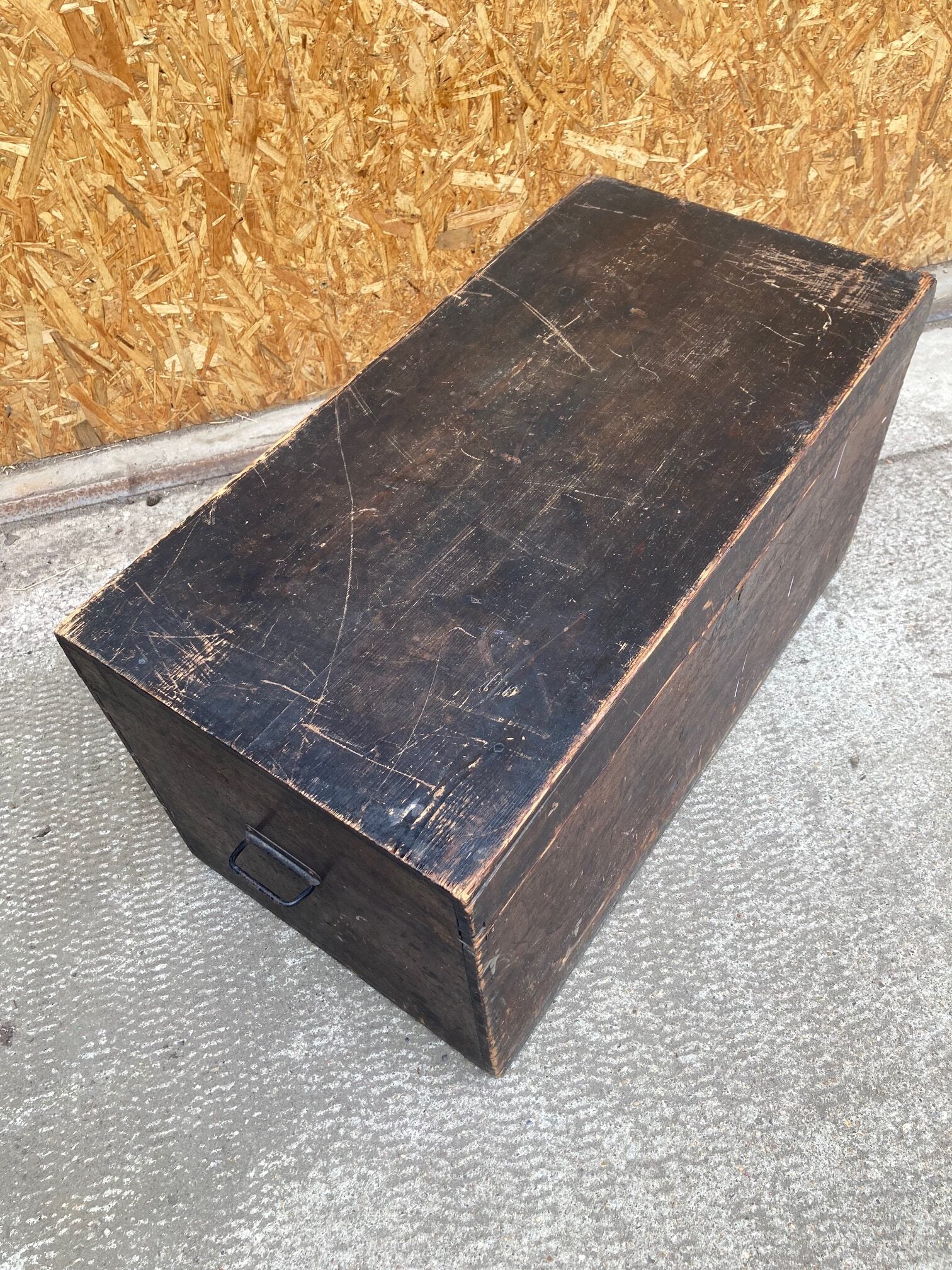 wooden-trunk-6