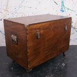 wooden-trunk-on-castors-2