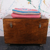wooden-trunk-on-castors-4