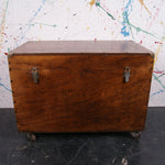 wooden-trunk-on-castors-8