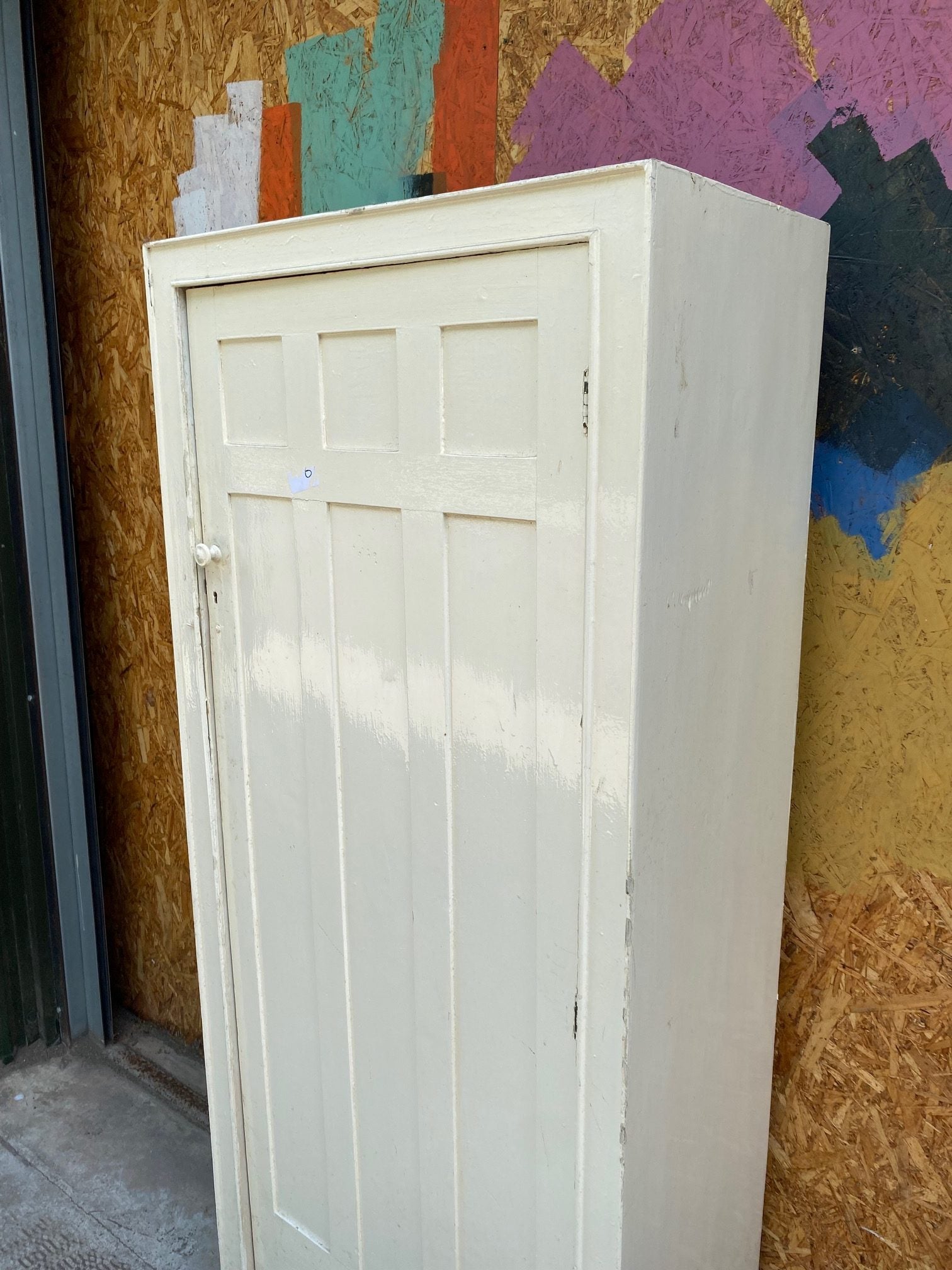wooden-wardrobe-2