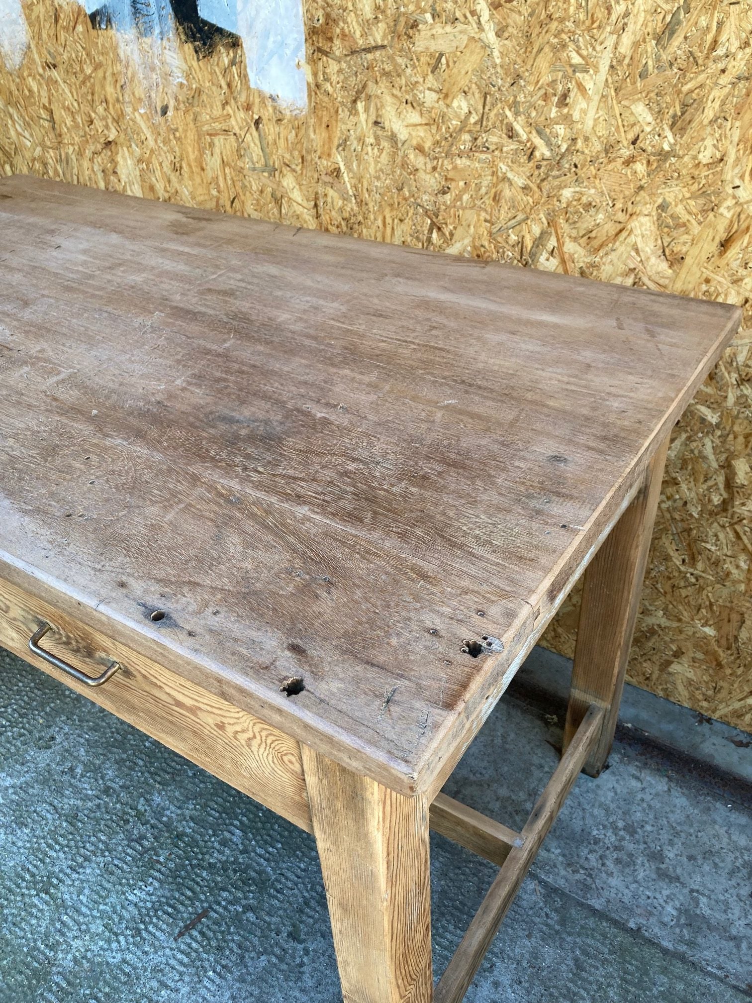 wooden-workbench-2