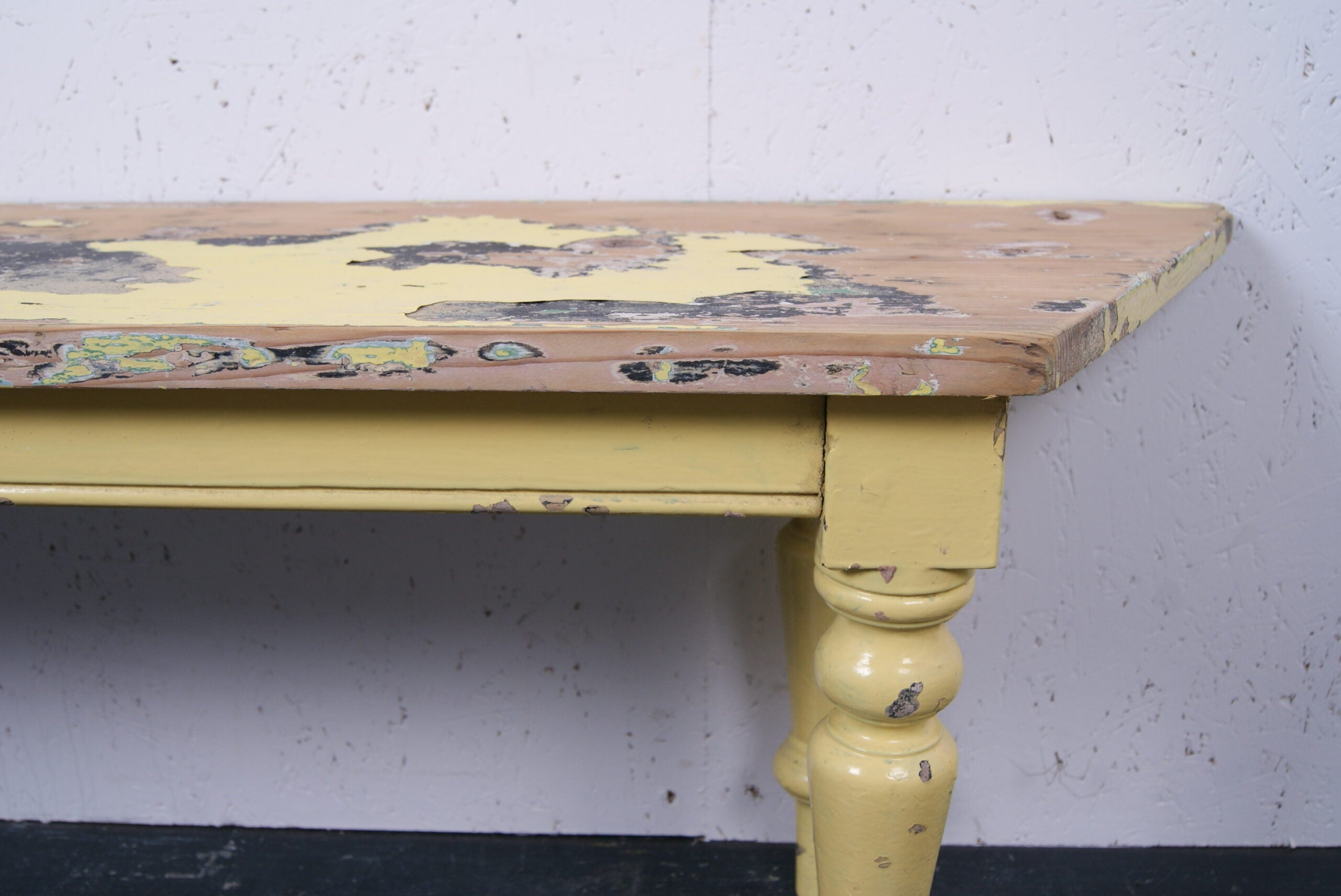 wooden-yellow-bench-8