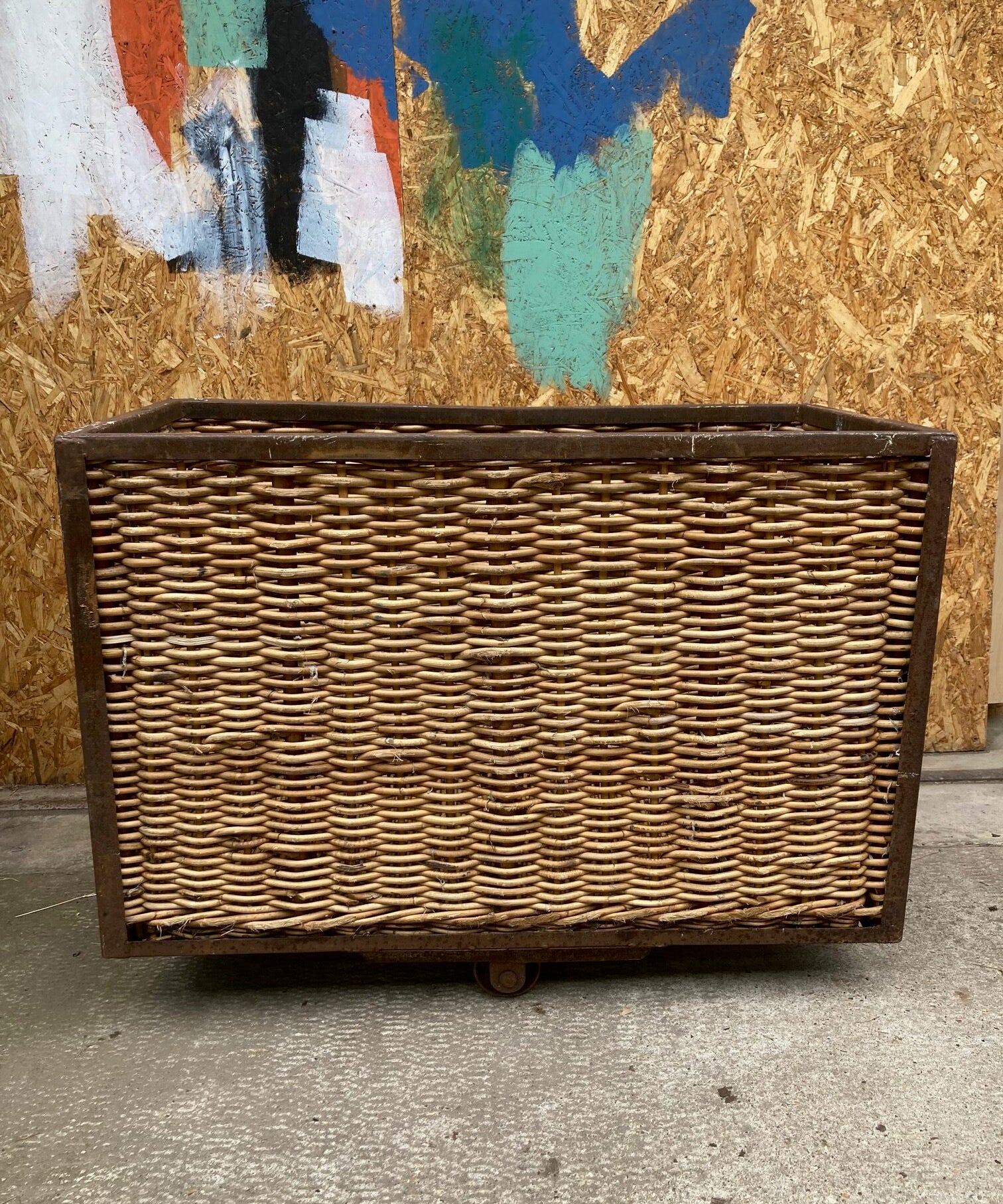 wool-factory-trolley-1