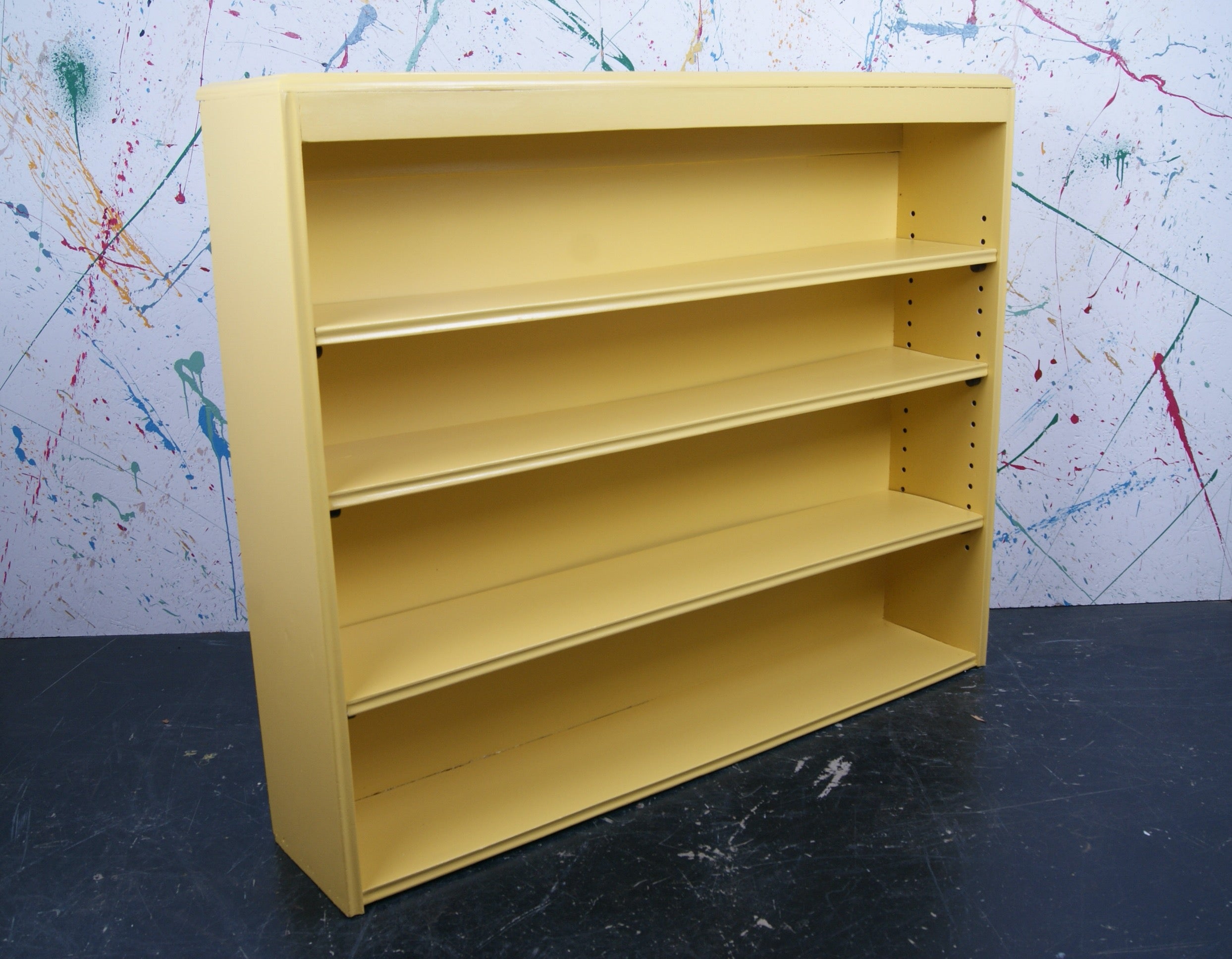 yellow-bookcase-2