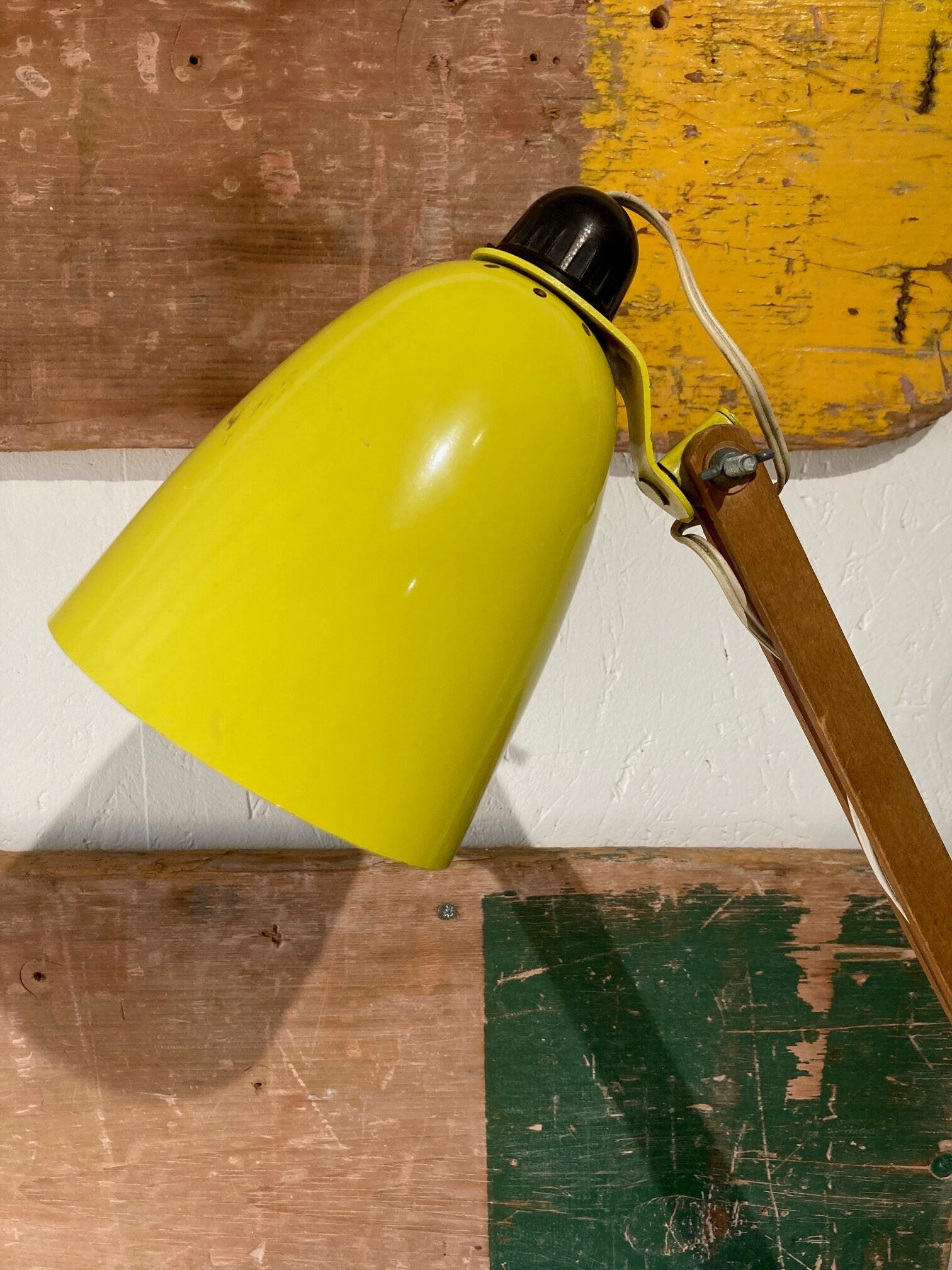 yellow-conran-desk-lamp-2