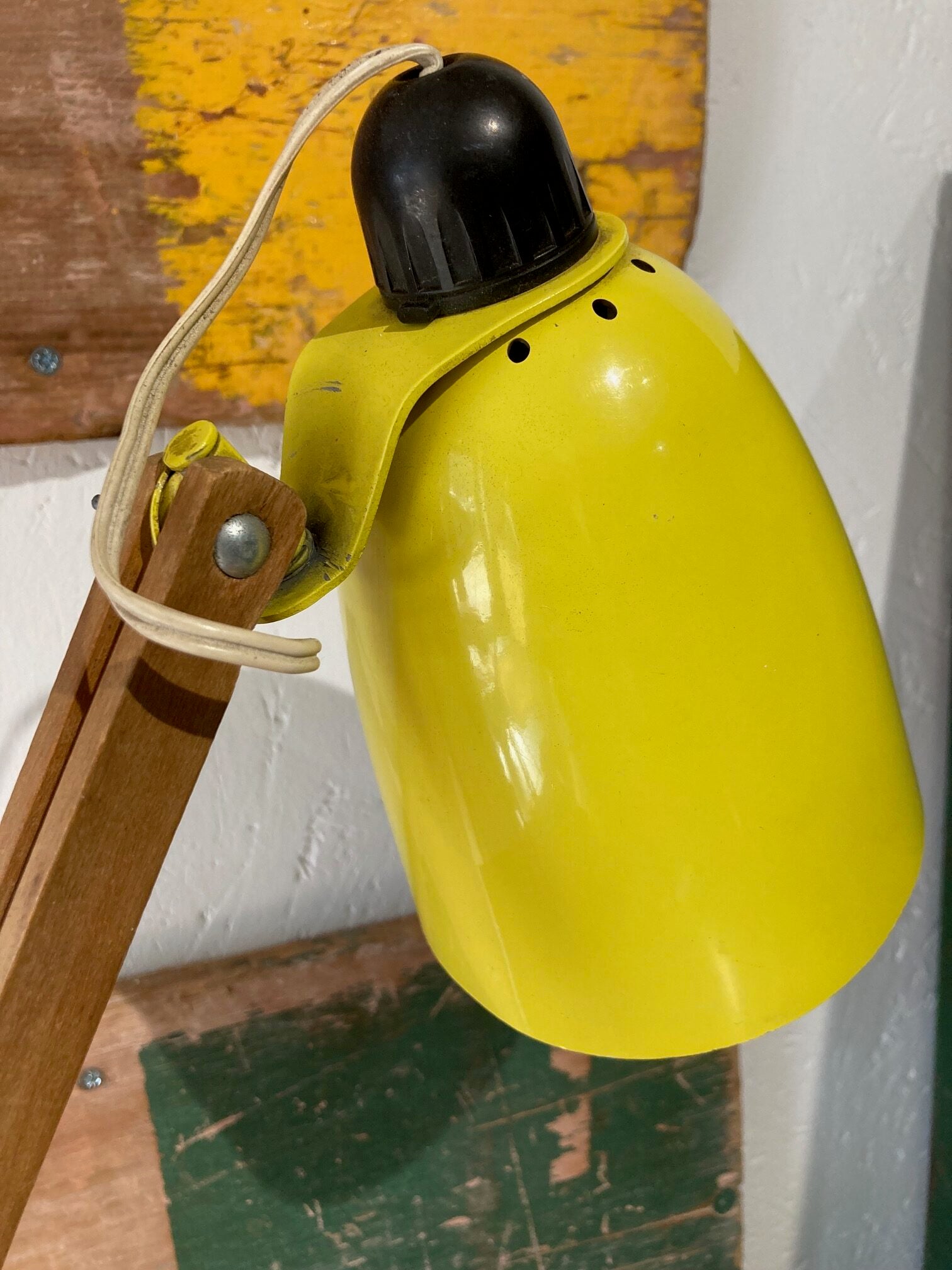 yellow-conran-desk-lamp-5