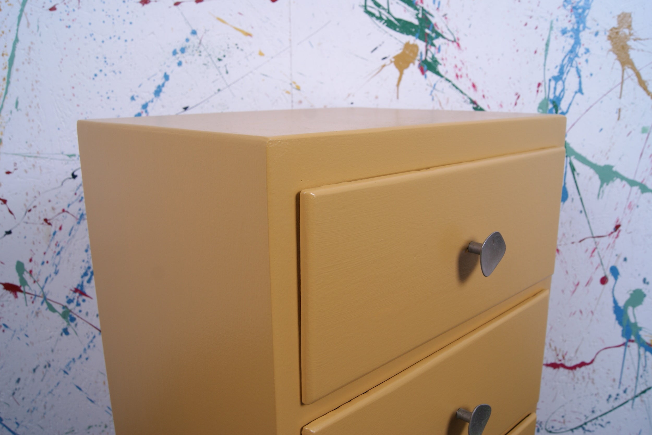 yellow-drawer-unit-4