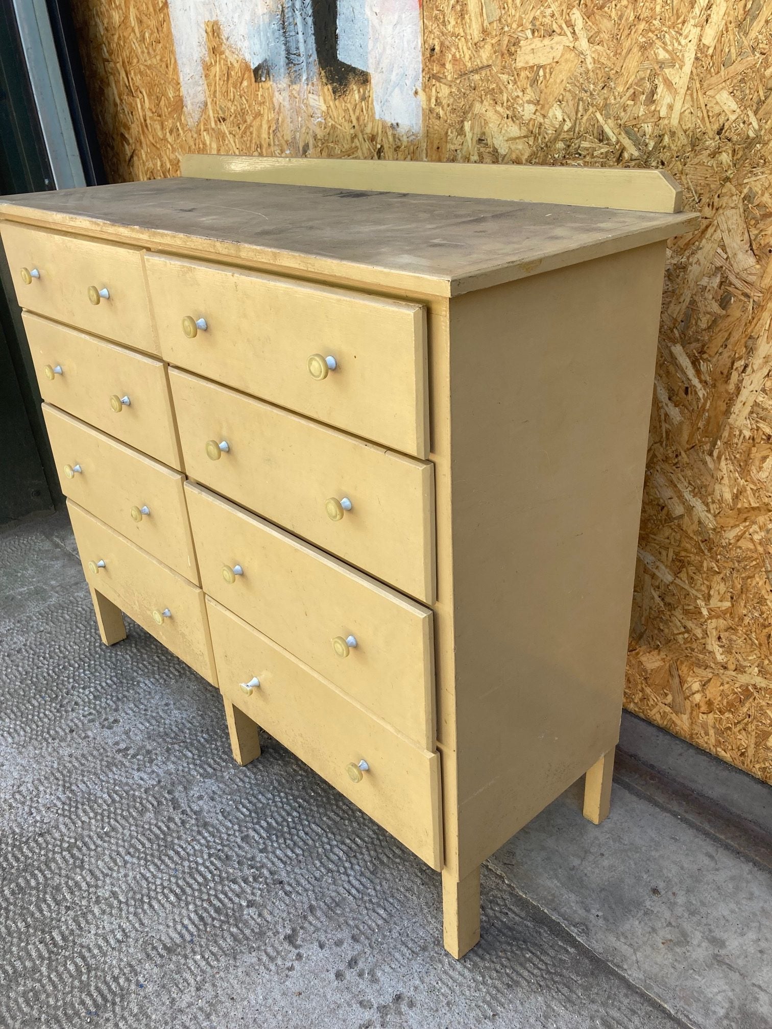 yellow-drawers-3