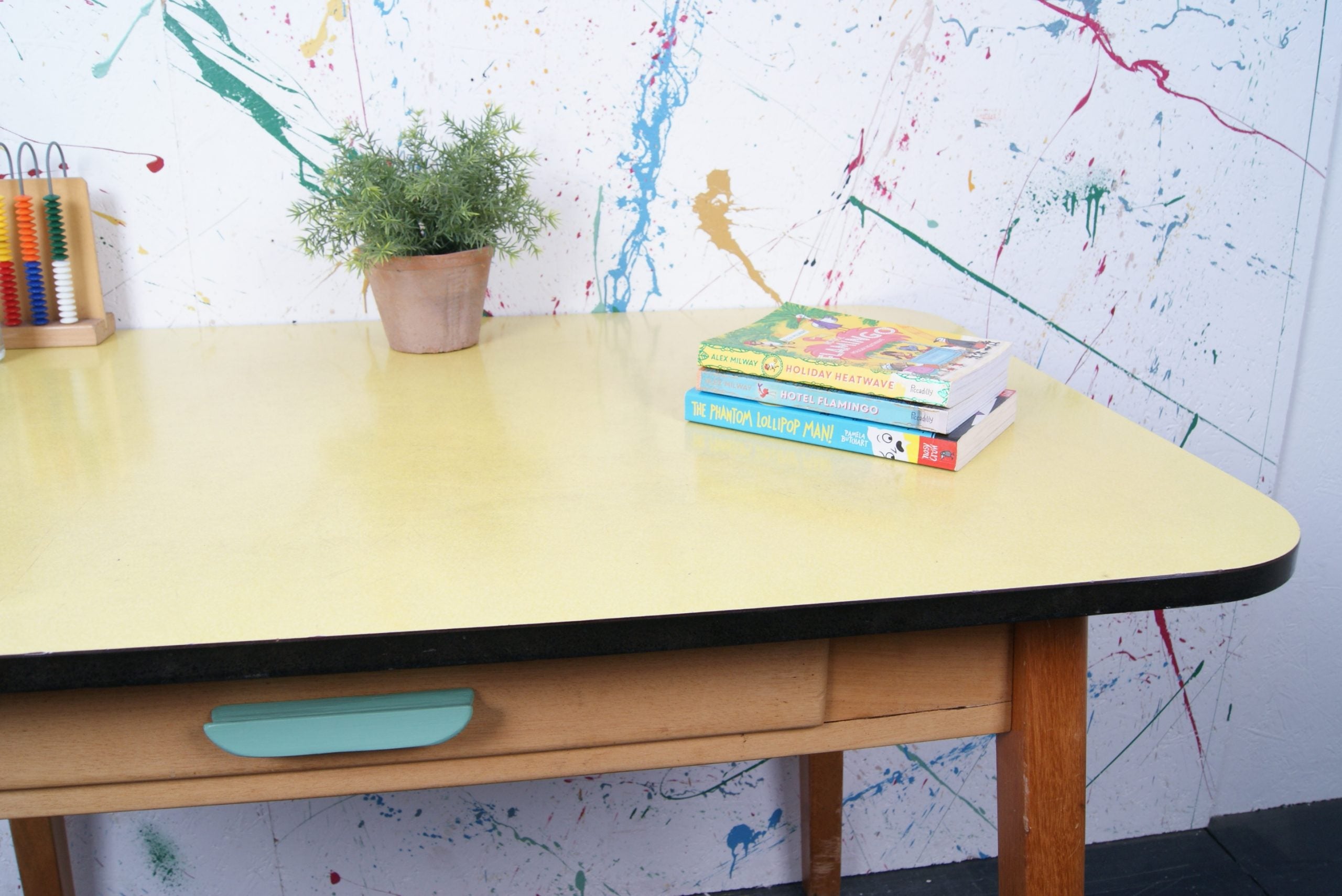 yellow-formica-table-1