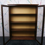 yellow-glass-cabinet-2