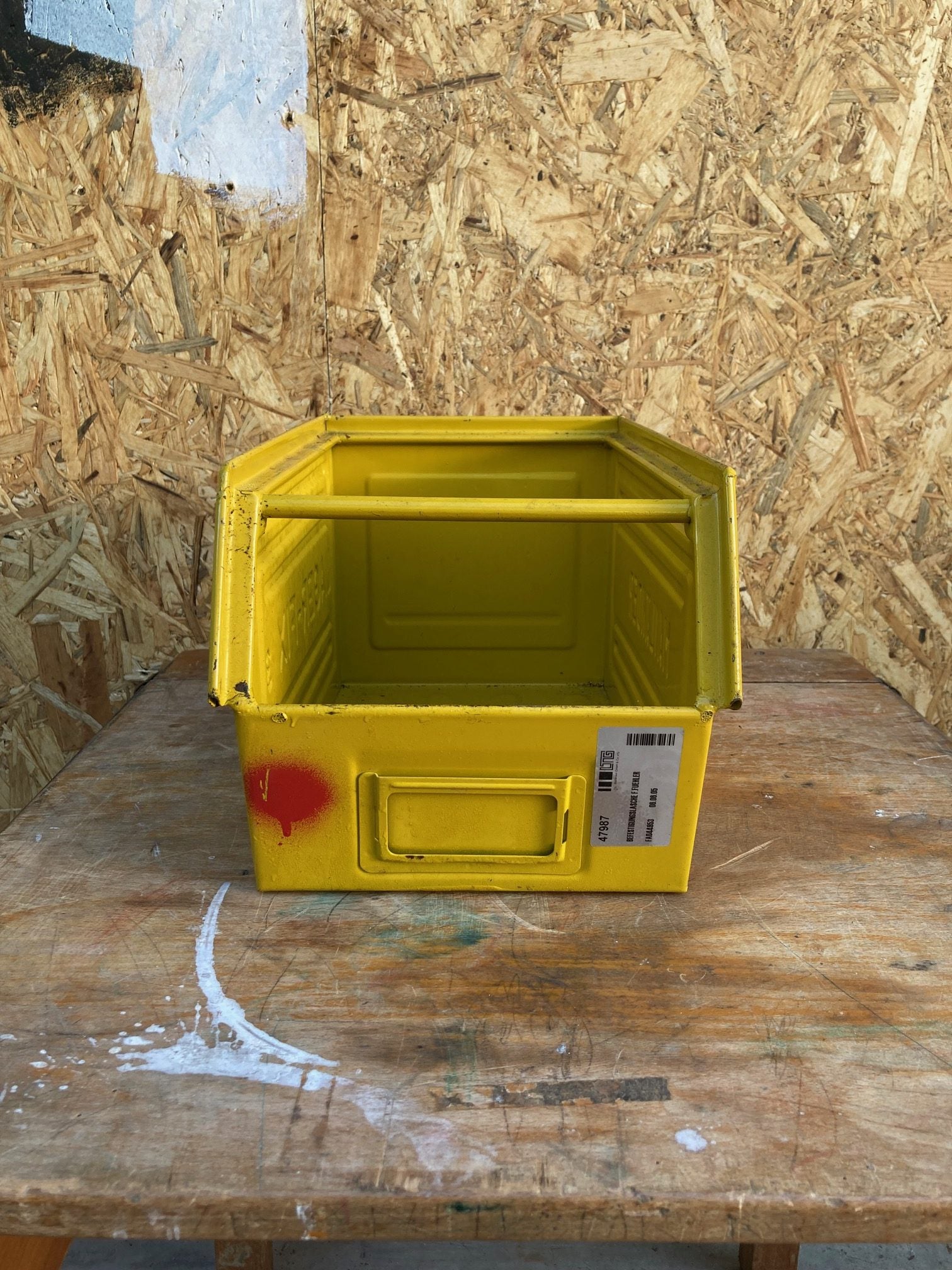 yellow-metal-crate-1