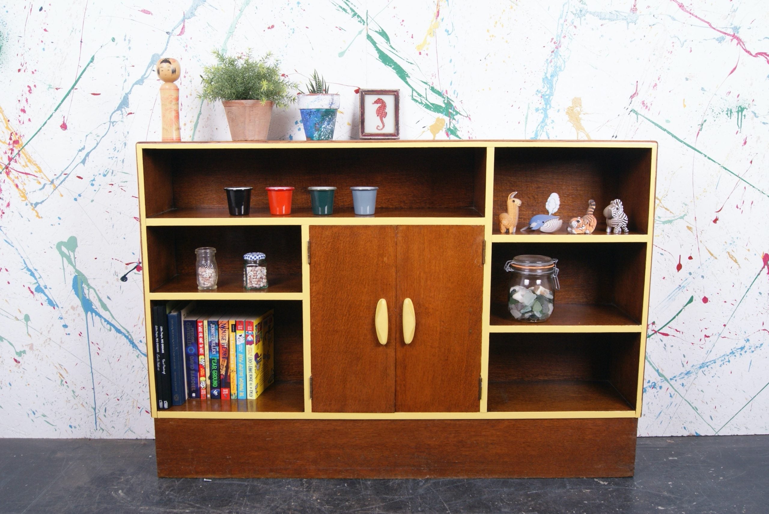 yellow-shelving-unit-1