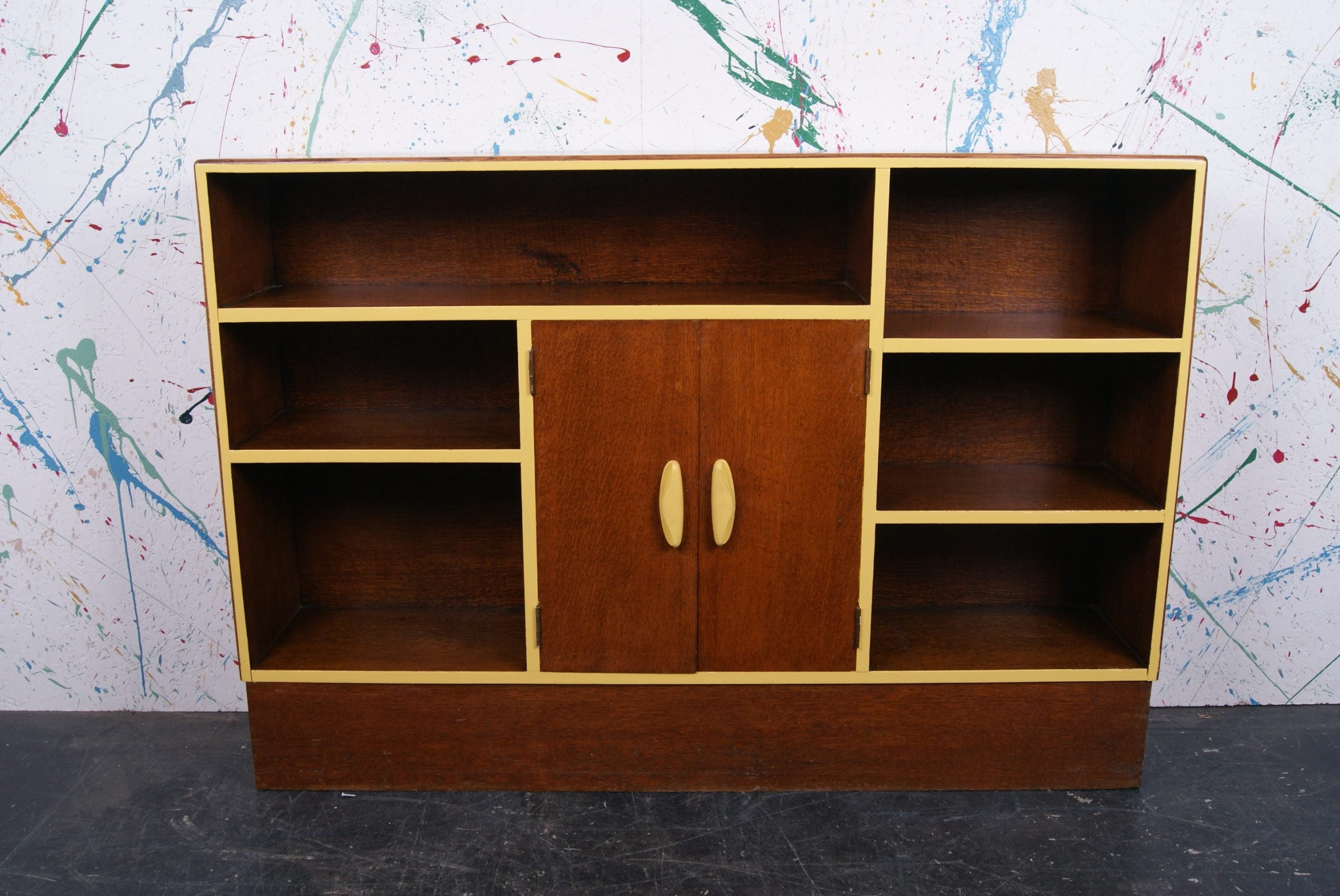 yellow-shelving-unit-5
