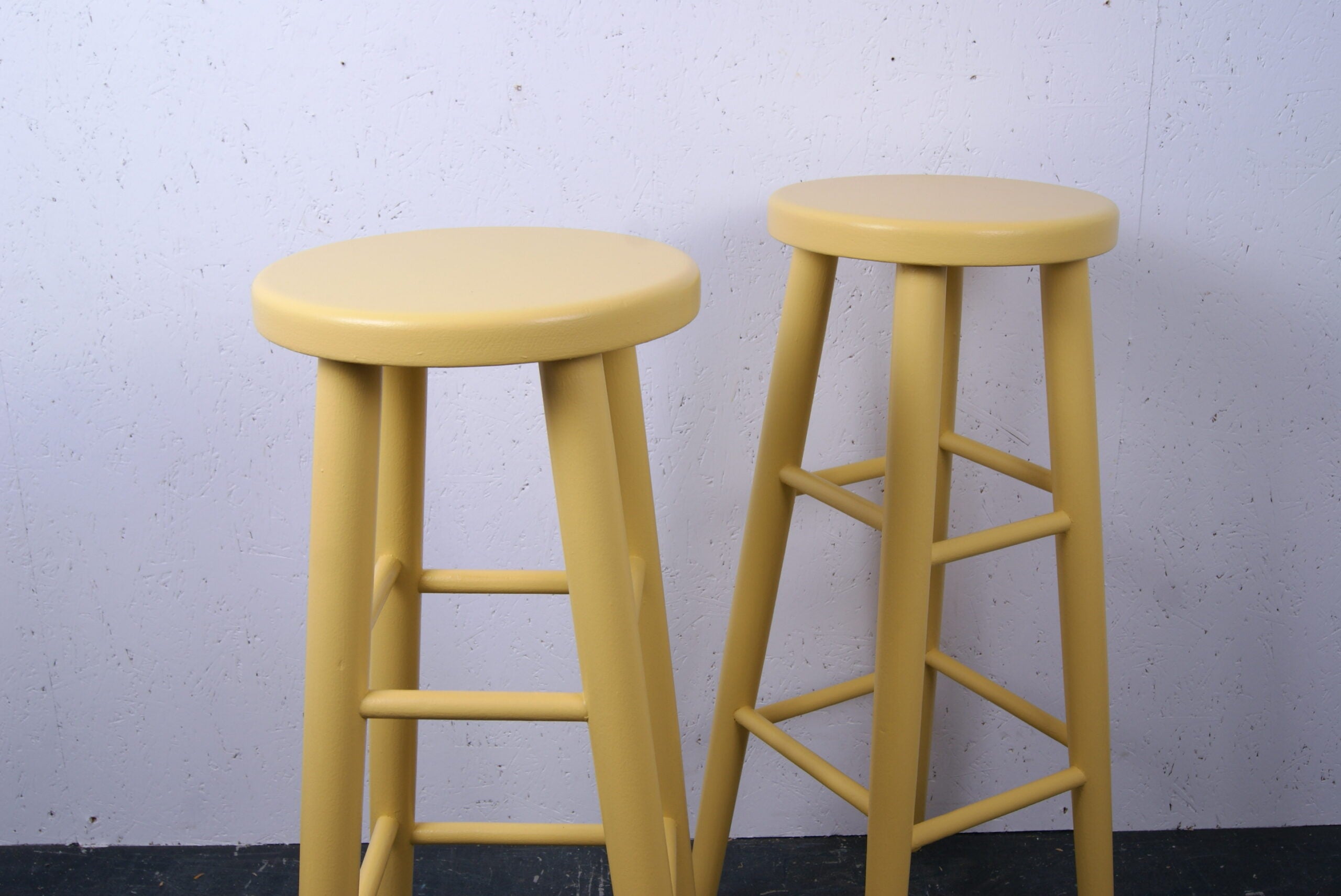 yellow-wooden-stools-5
